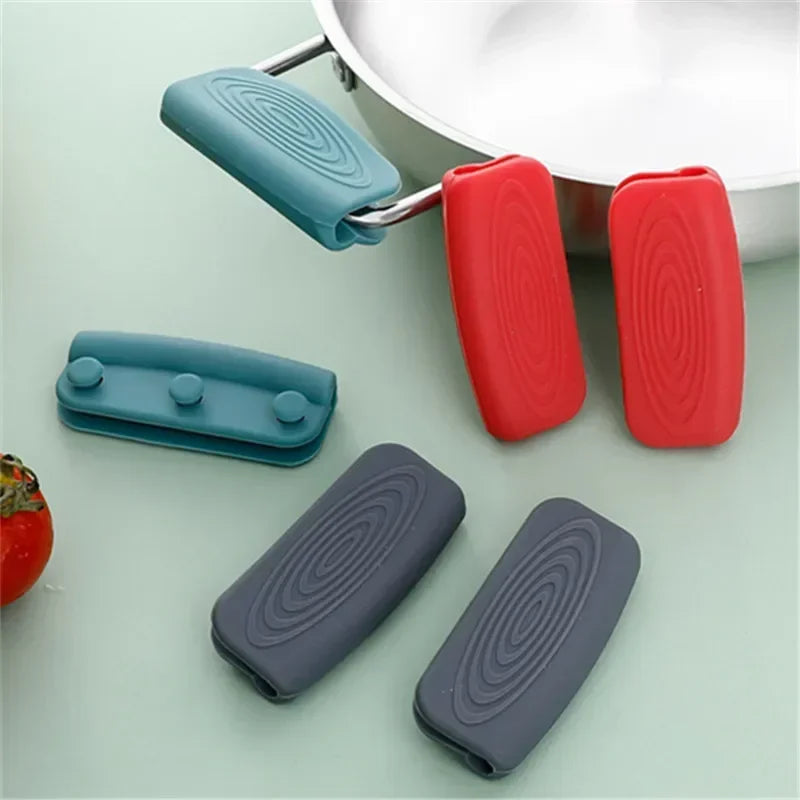 1Pair of anti-scald silicone pot lugs heat insulating clip Anti-slip steamer handle cover Kitchen accessories